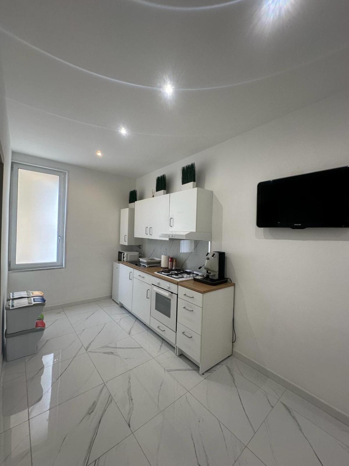 M2 Apartment Наполи Екстериор снимка